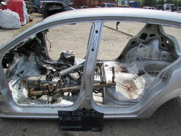Poteau central avant gauche OEM Opel Astra HB 04-14 R. image 2