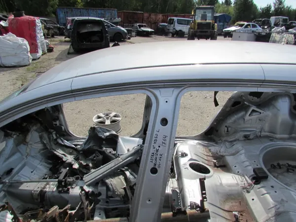 Poteau central avant gauche OEM Opel Astra HB 04-14 R. image 3