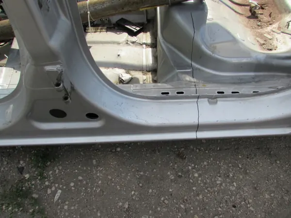 Poteau central avant gauche OEM Opel Astra HB 04-14 R. image 9