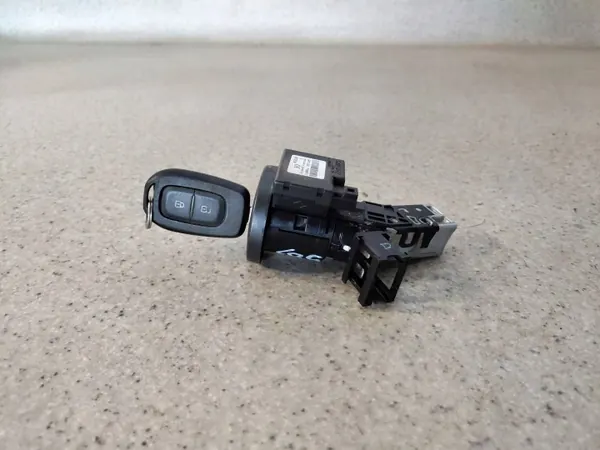 Clé de roue OEM 285916556R50 pour Dacia Dokker/Lodgy/Sandero image 3