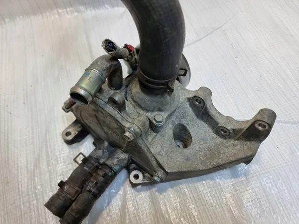 OPEL ANTARA CHEVROLET CAPTIVA Vattenpump 25186663 image 5