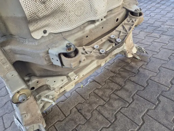 OEM PAS TYLNY WANNA BAGAŻNIKA 4WD 4X4 VITARA III 15- 18- LIFT LAKIER ZCE CZARNY image 8