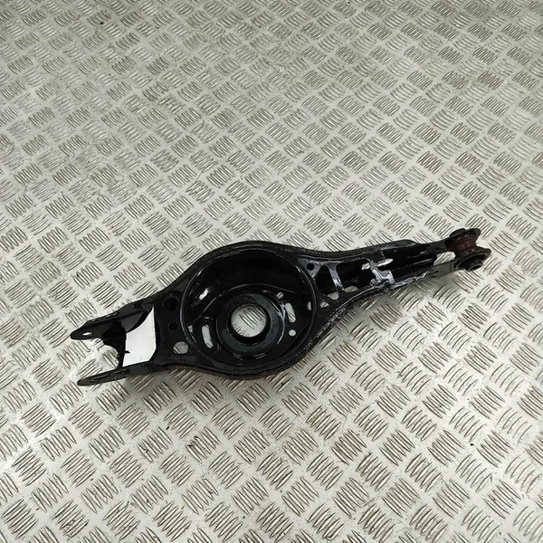 Lexus UX 2022 Braccio Superiore Posteriore Destro image 5