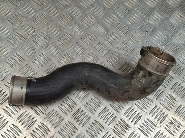 Mercedes-Benz GLA W156 Luchtkanalen A2465280682 image 2