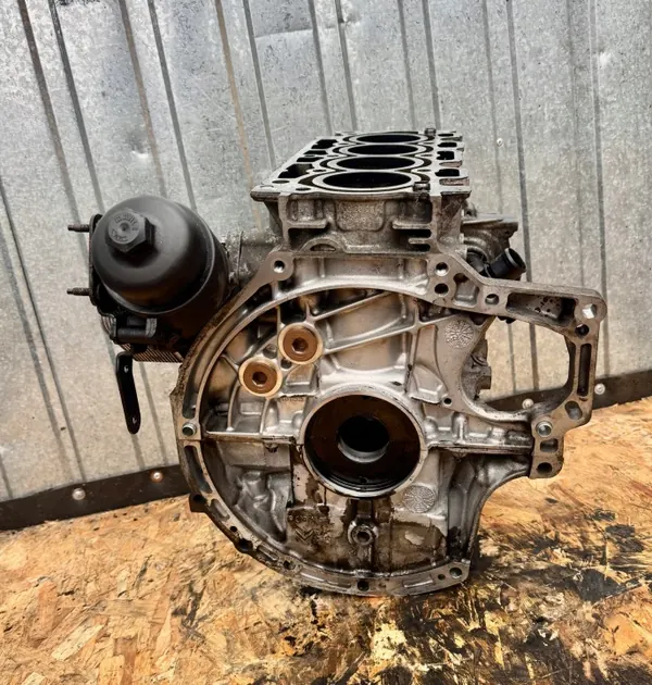 Bloque inferior de poste motor Ford Kuga 1.5 TDCI XWMB image 8