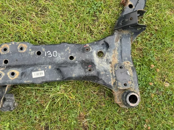 Etujousituspalkki OEM 62405-2L020 Hyundai image 3