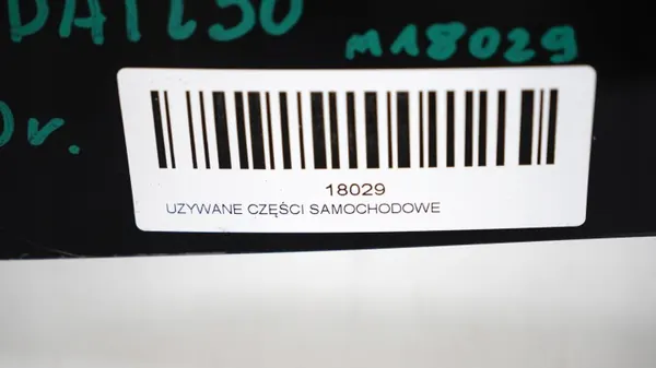 Para-lamas dianteiro esquerdo OEM 360151432 para Hyundai i30 image 9