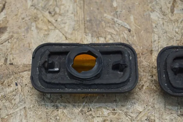 Hummer H2 katon merkkivalo OEM 16531442 image 6