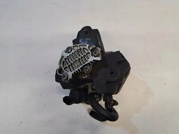 Hogedruk brandstofpomp Volvo S60 I 2.4L 120kw OEM 8251785 image 5