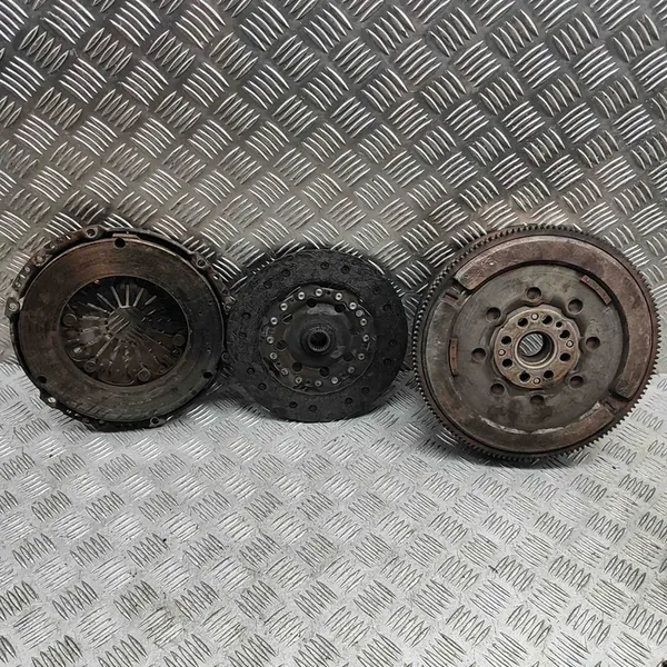 Conjunto de embreagem Mercedes-Benz Vito Tourer (W447) 1.6L OEM image 4