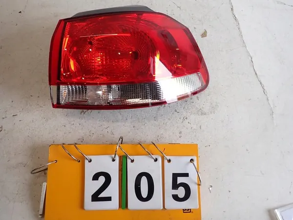 Lámpara trasera derecha VW GOLF VI 2009- 5K0945096N image 2