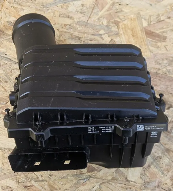 Luftfiltergehäuse OEM 5Q0129601CC für VW Skoda image 2