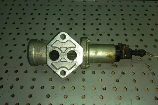 Tomgångsventil RENAULT MEGANE SCENIC 1.6L image 2