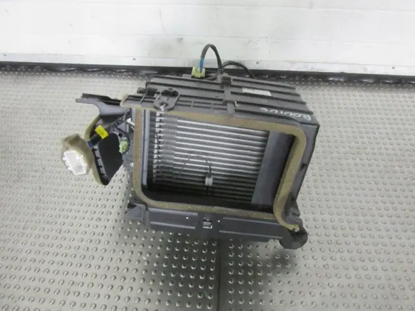 OEM 4x4OE001049 Carenado Ventilador SsangYong Rodius II 2.2D image 3