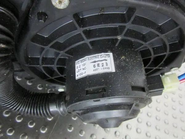OEM 4x4OE001049 Carenado Ventilador SsangYong Rodius II 2.2D image 6