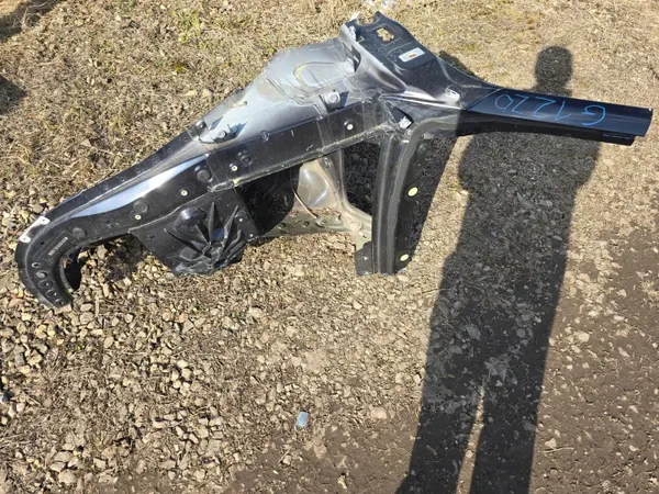 BMW OE ĆWIARTKA 416 Vordere Rechte Kotflügel image 3