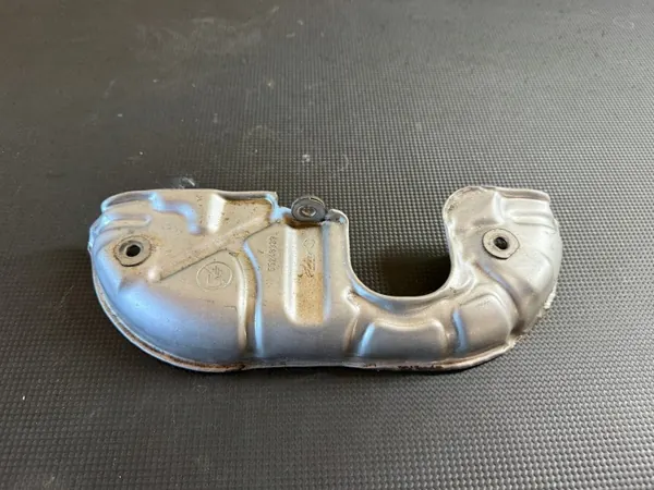 Protector de colector escape OEM 55248339 Fiat Alfa image 2
