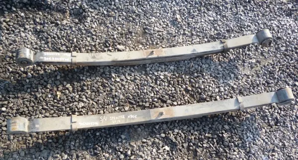 Ressort à lames quadruple arrière OEM mercedes413 image 2