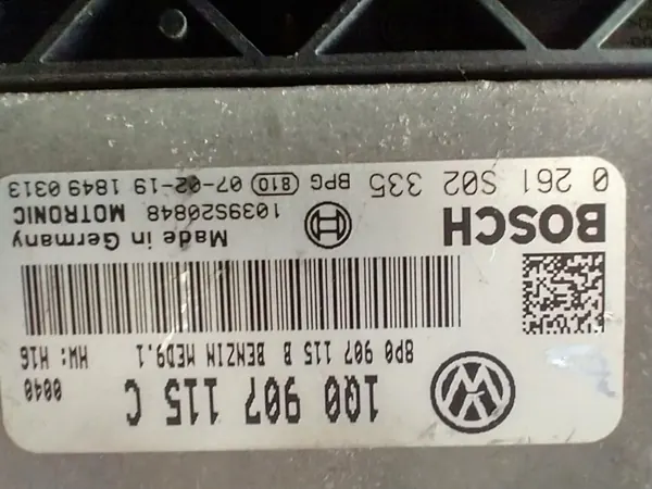 VW EOS 2.0 TFSI Moottorinohjain OEM 0261S02335 image 4