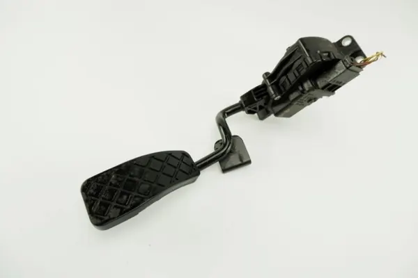 Potenciómetro del pedal del acelerador Audi A6 C6 2.0 TDI OEM 4F2721523 image 3
