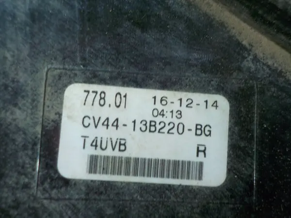 Ford Kuga MK2 Oikea Etuhehkulamppu CV44-13B220-BG image 3