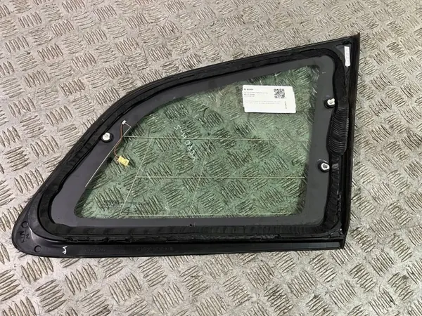 Volvo XC90 takakorilas OEM 31108776 image 2