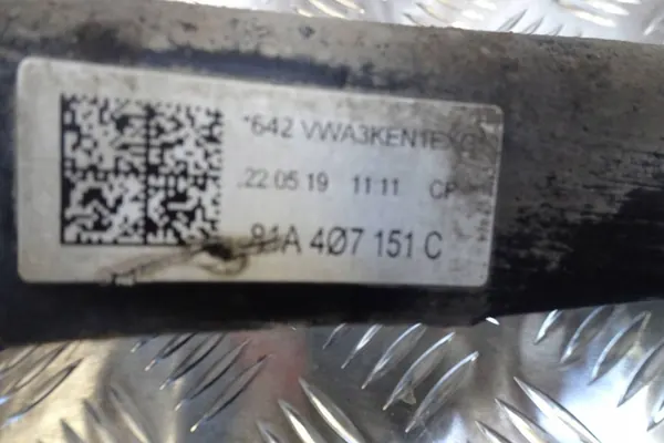 Braccio di Controllo Sinistro AUDI Q2 81A407151C image 2