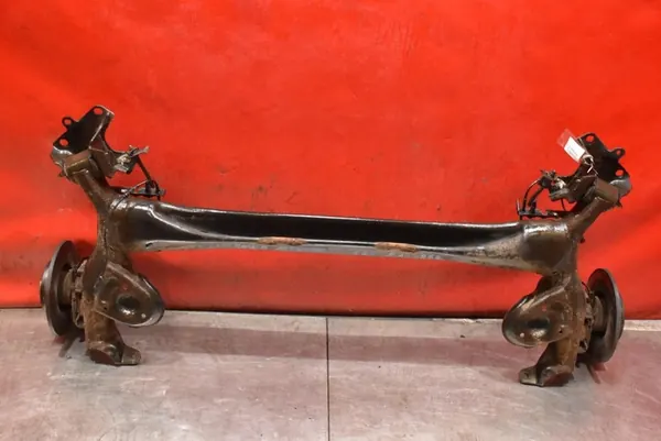 Asse posteriore Renault Megane Scenic III 1.6 DCI 130 KM image 8