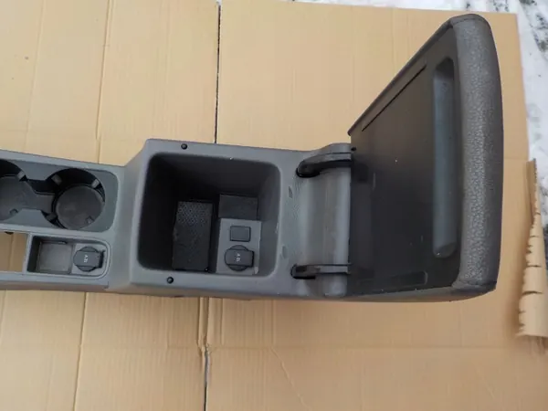 Apoio de braço túnel SEAT Alhambra II 2011 Peça OEM image 4