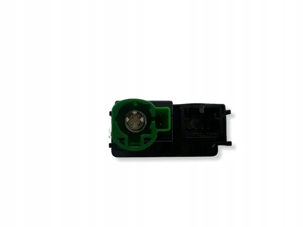 Volkswagen USB/AUX-pistorasia OEM 5G0035222E image 4