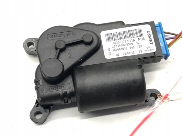 Heater Blower Motor SKODA 5Q0907511A OCTAVIA III image 2