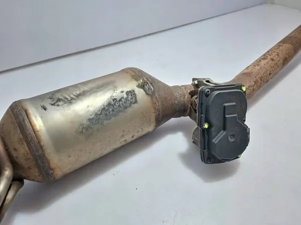 Volkswagen Tiguan II 5NA 2017 2.0TDI Catalytic Converter DPF OEM image 5