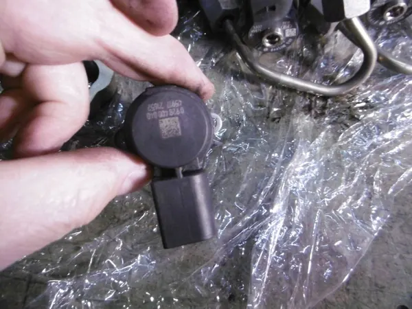 Bomba de inyección Mini Cooper F56 F55 OEM 0928400840 image 3