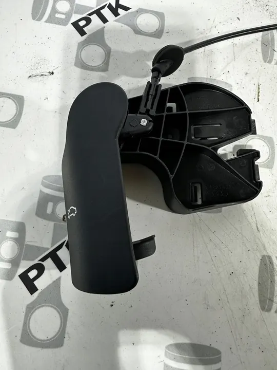 AUDI A6 A7 C7 Alça de abertura do capô 8T1823533B image 3