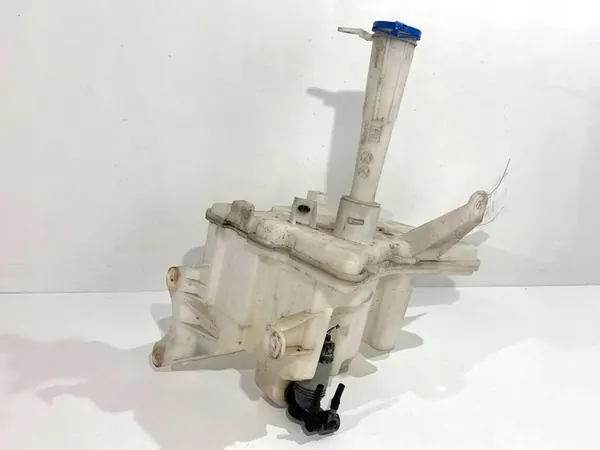 PESUVESI TANKKI TOYOTA AURIS II Hatchback 12-18 1.6 132HV image 2