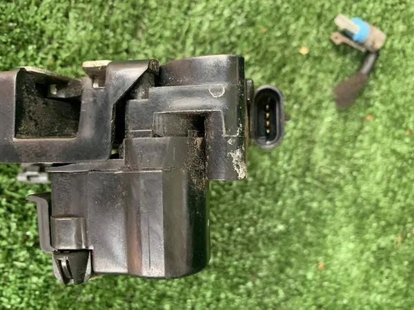 Framdörrslås Chevrolet Aveo Kalos Lacetti 96272639 image 3