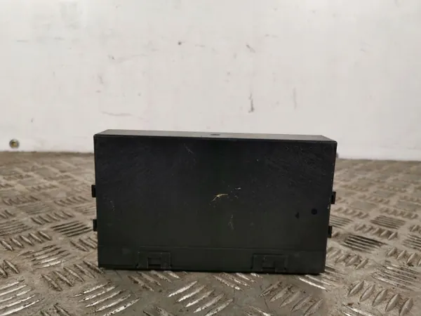 Subaru Forester SJ 2014 Ohjaimet OEM FBZ8877 image 3