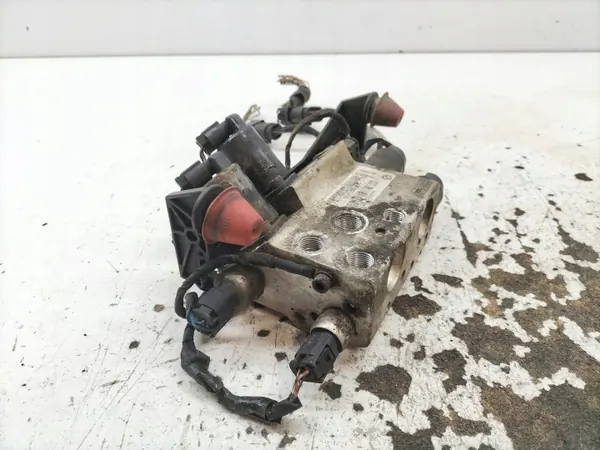 OEM 6760840 Veringscompressor BMW 6-serie E63 image 4