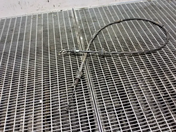 Câble de desserrage frein à main Suzuki Jimny OEM SKE57713 image 2
