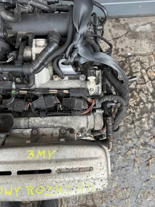 Begagnad Volkswagen motor OEM BMY för Golf V image 4