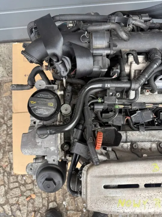 Begagnad Volkswagen motor OEM BMY för Golf V image 5