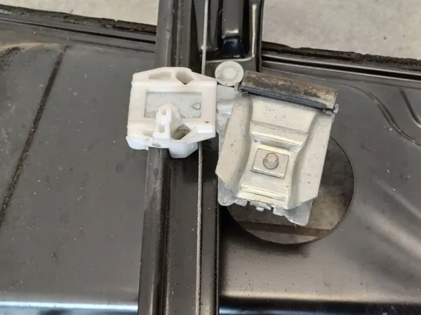 OEM DRC100487 Höger Framruta Regulator VW Golf IV image 6