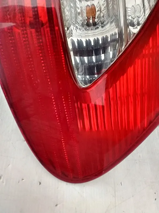 MERCEDES E-KLASSE W211 SEDAN RECHTS ACHTER LAMP A2118202464 image 4