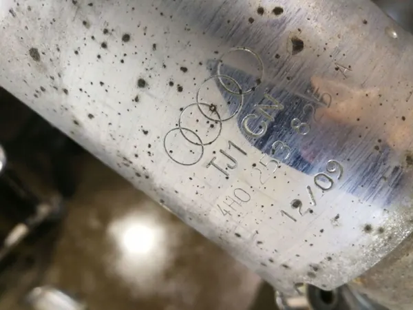 Audi OE OEM 4H0253825 Gebruikte uitlaatdemper image 5