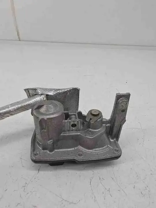 Audi A5 Klepmotor OEM 300253691K 2.0L Diesel 2014 image 2