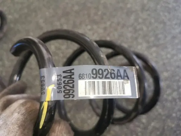 Voor rechter veer OEM 68109926AA voor Fiat 500 image 3