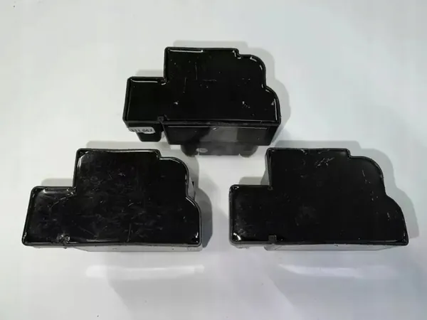 Válvula distribuidora Wabco OEM D782300102 - Usada image 5