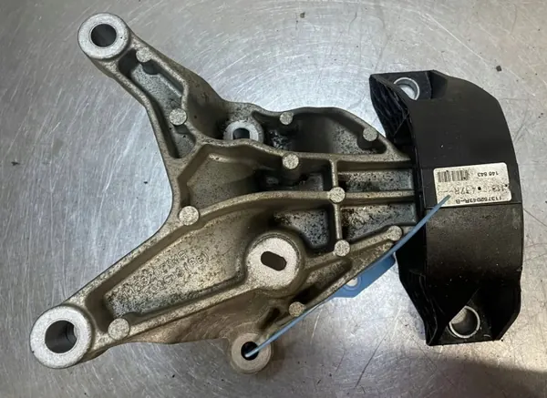 Motorfäste OEM 112320794R för Dacia Jogger/Sandero III image 2