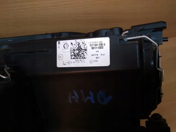 Farol direito VW Sportsvan image 6