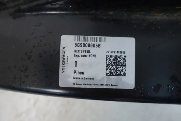 VW Golf VII 2012- Couvre-poteau droit OEM 5G9809605B image 6